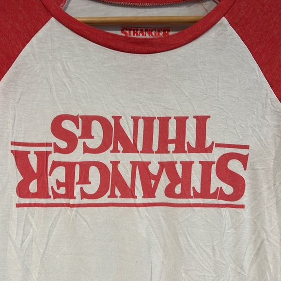 Stranger Things Raglan - Picture 2 of 4